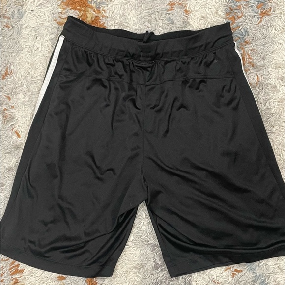 Adidas Climacool *Excellent Cond* Knee Length Basketball Shorts. Size M - Picture 4 of 4